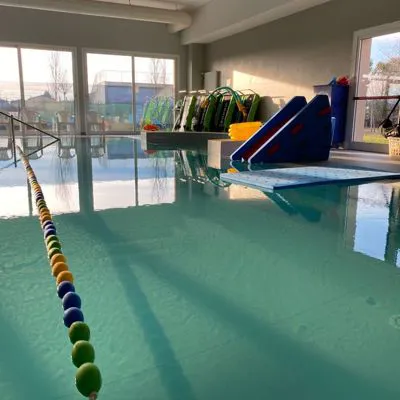 SPAZI SCUOLA NUOTO NUOTO 